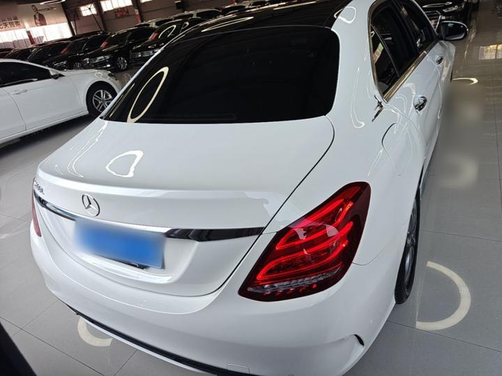C-Class 2015 Facelift C 200 L Sport photo 3