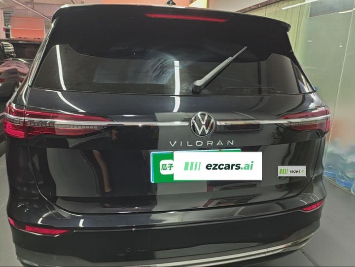 Viloran 2022 380TSI Premium photo 5