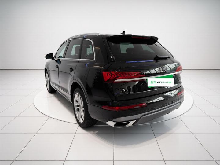Q7 2023 45 TFSI quattro S line Sport photo 4
