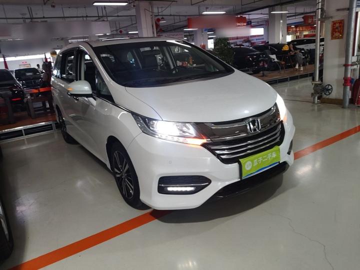 Odyssey 2018 2.4L Luxury photo 3
