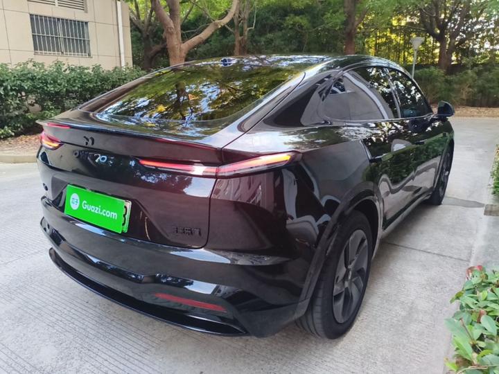 L60 2024 60kWh RWD photo 6