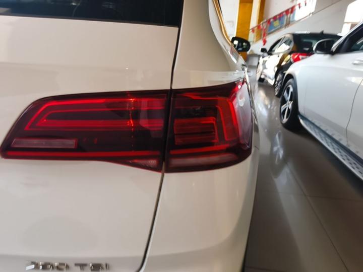 Tharu 2022 280TSI RWD Luxury photo 7