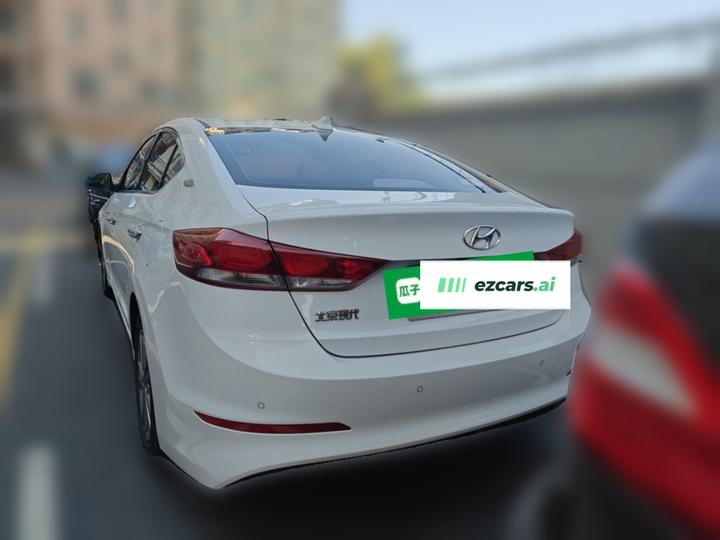 Elantra 2016 1.4T DCT Elite photo 3