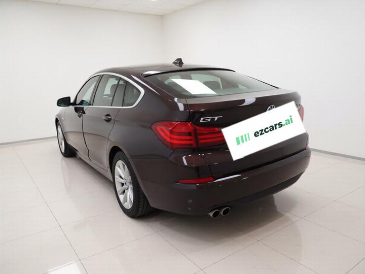 5 SeriesGT 2015 528i Leading photo 4