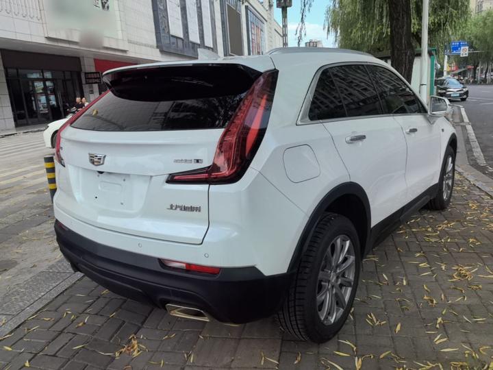 XT4 2018 28T RWD Tech photo 4