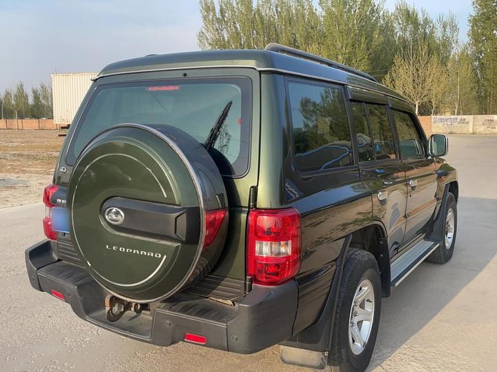 Liebao Q6 2015 2.4L MT AWD Excellence photo 4