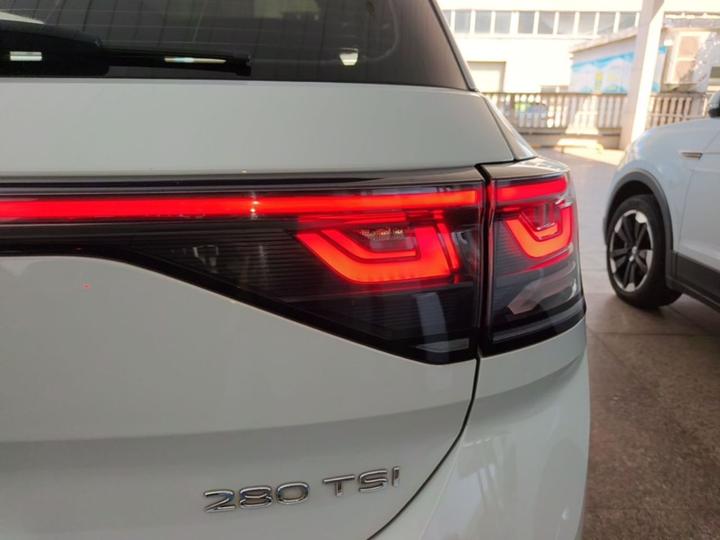 T-Roc 2024 280TSI DSG RWD photo 7
