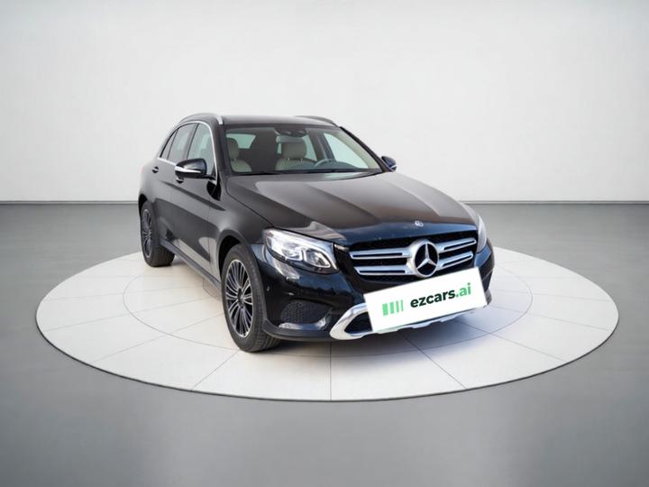 GLC 2017 GLC 200 4MATIC photo 3