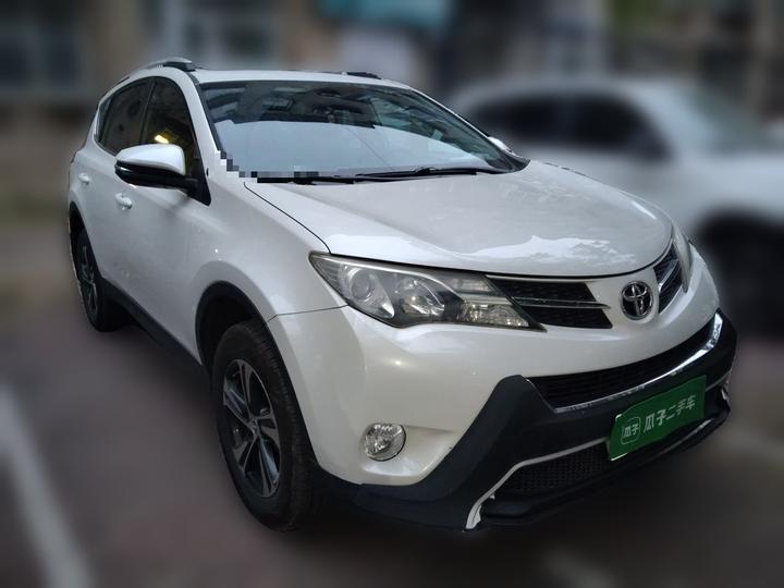 RAV4 2015 2.0L CVT RWD photo 3