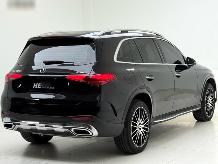 GLC 2023 GLC 300 L 4MATIC Luxury 7-Seater photo 6