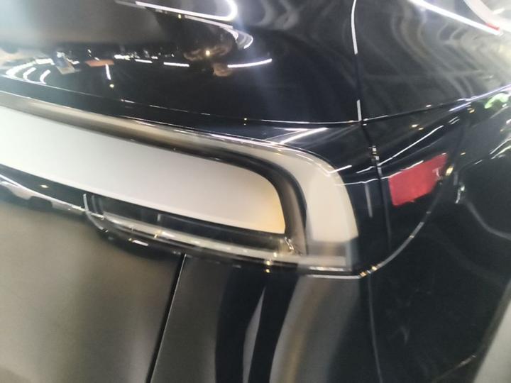 Model Y 2025 RWD photo 7