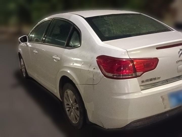 2014 VTS 1.6L MT photo 4