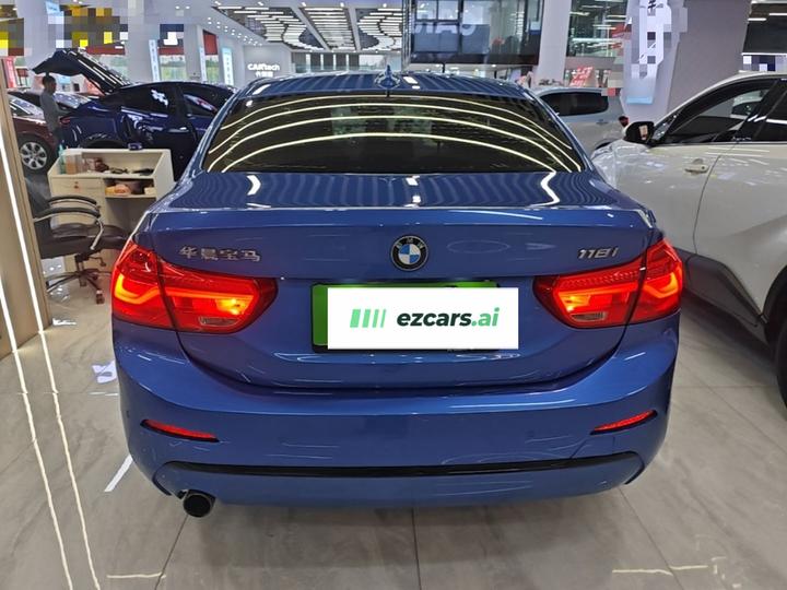 1 Series 2017 118i Sport photo 3