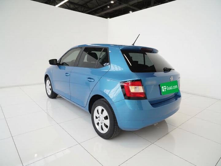 Fabia 2015 1.4L AT photo 4