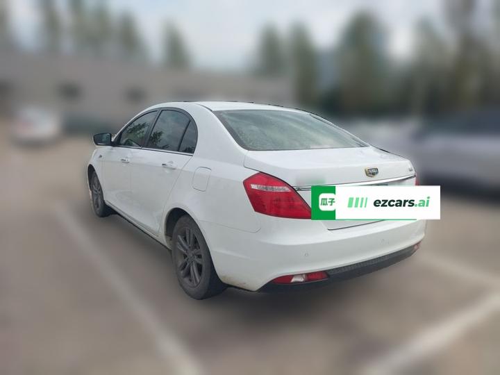 Emgrand 2017 Sedan 1.5L MT photo 4