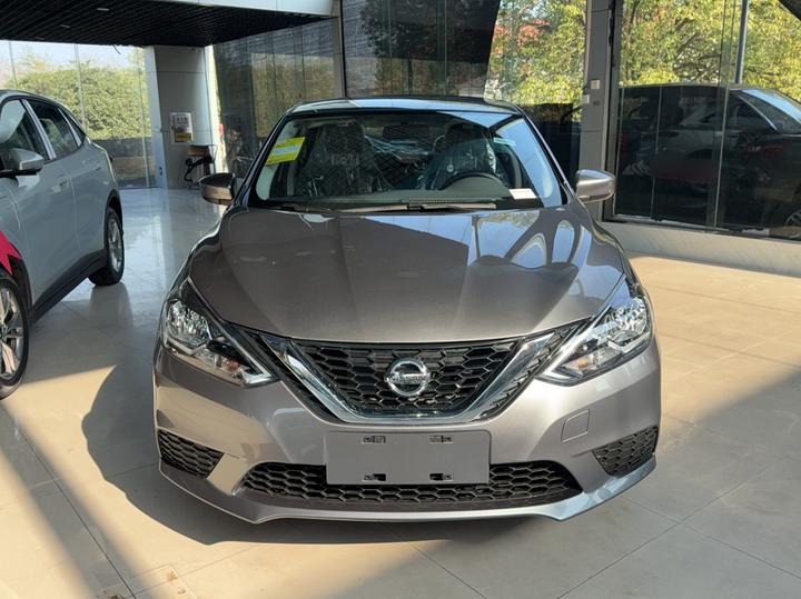 Sylphy 2024 Facelift Classic 1.6XE CVT Comfort photo 2
