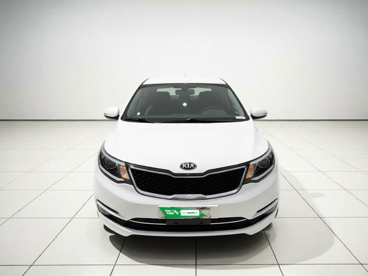 K2 2015 Sedan 1.4L MT GLS photo 2
