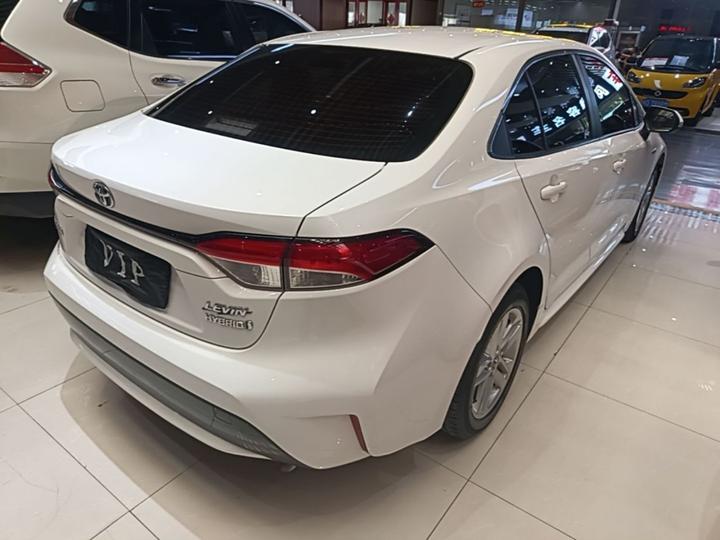 Levin 2022 Hybrid 1.8H E-CVT Luxury photo 4