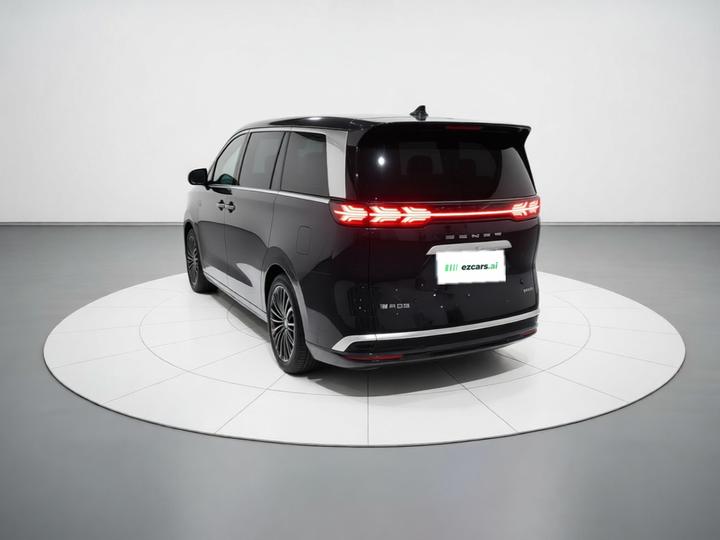 D9 2022 DM-i 970 AWD Noble photo 4