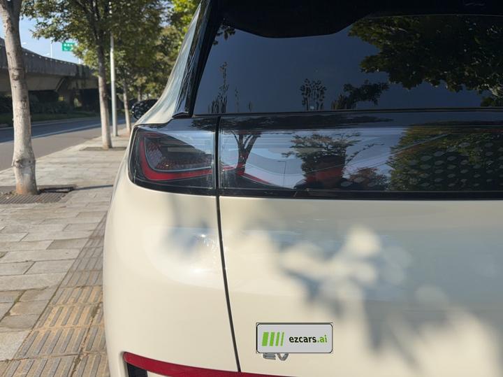 Hiace 05 EV 2025 520KM Flagship photo 5