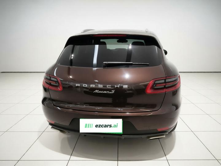 2017 Macan 2.0T photo 5