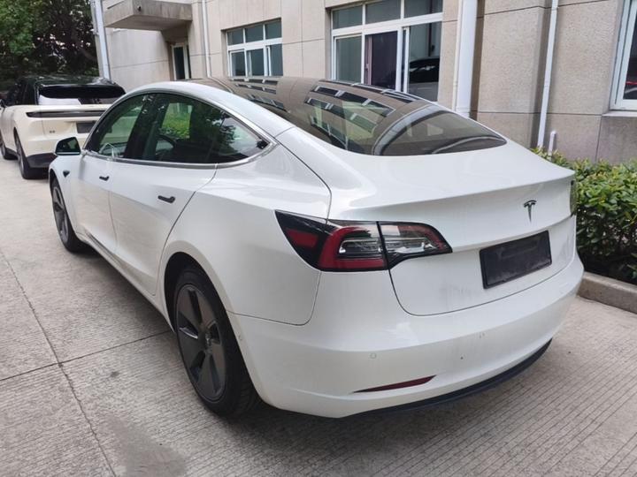 Model 3 Imported 2019 Standard Range RWD Upgraded photo 4