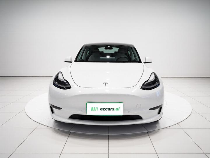 Model Y 2023 Performance AWD photo 2