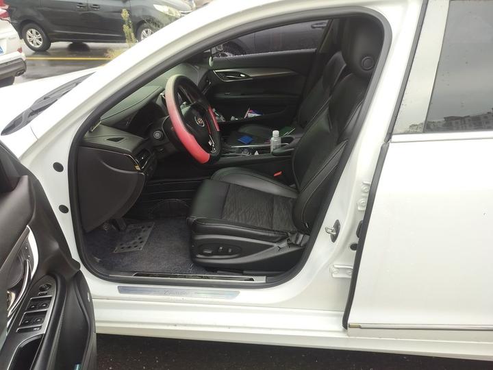 ATS-L 2014 25T Comfort photo 7