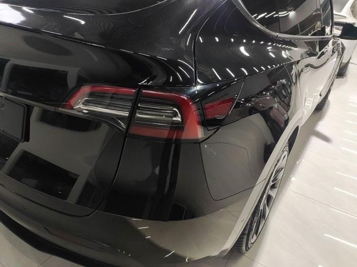 Model Y 2022 Facelift RWD photo 7