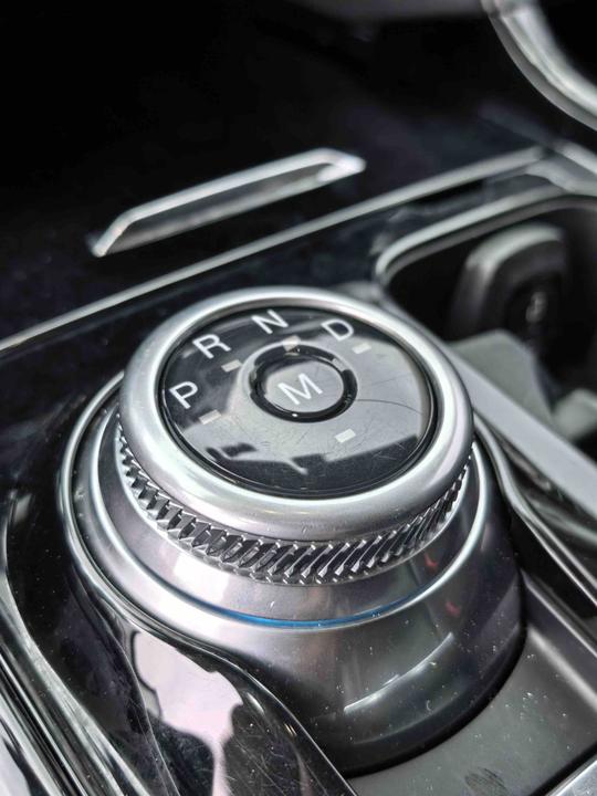 Explorer 2020 EcoBoost 285 AWD Titanium 6-Seater photo 5