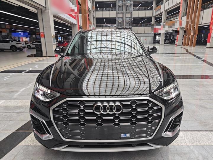 Q5L 2022 40T Luxury Dynamic photo 2