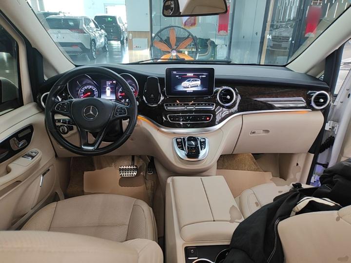 V-Class 2017 V 260 L Premium Extended photo 2