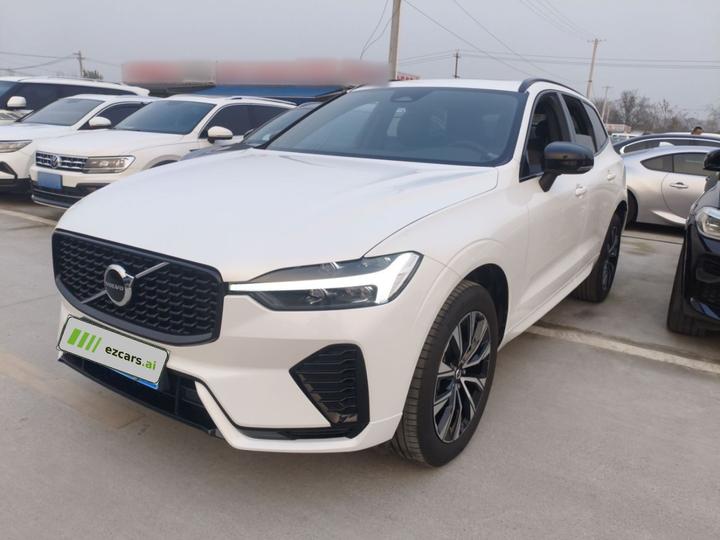 XC60 2025 B5 AWD Sport