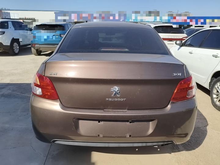 301 2016 1.6L MT Comfort photo 3