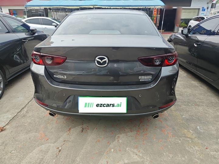 3 Axela 2020 2.0L AT photo 3