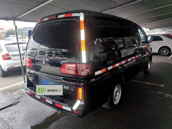Lingzhi 2022 V3 1.6L 2-Seater photo 4