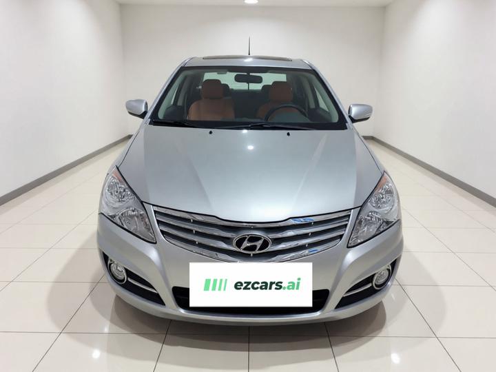 Dynamic 2011 1.6L AT Comfort photo 2