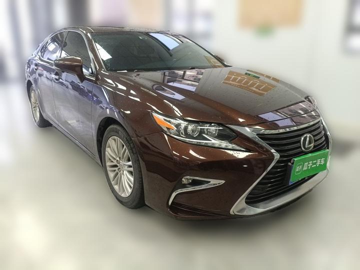 ES 2015 200 Elite photo 3