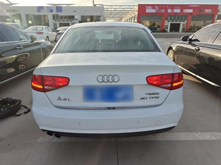 A4L 2015 30 TFSI AT Comfort photo 3