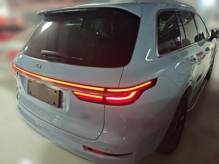 Li Auto ONE 2021 EREV 6-Seater photo 6