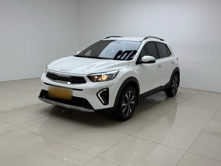 Stonic 2026 1.4L AT