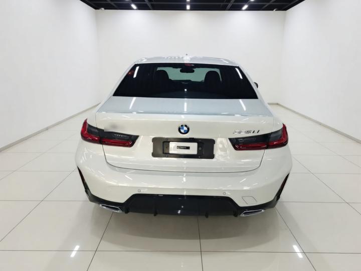 3 Series 2026 325Li M Sport Package photo 5