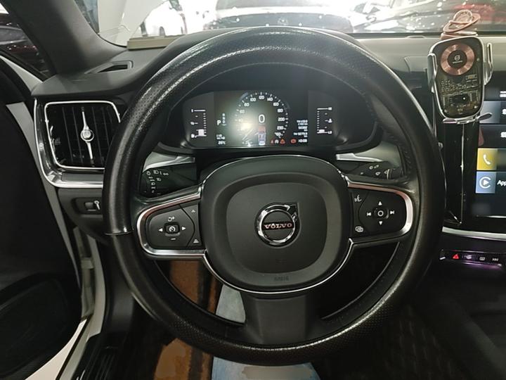 S60 2022 B4 Luxury photo 6