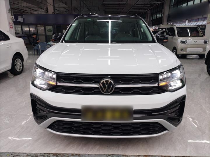Tharu 2024 300TSI RWD photo 2