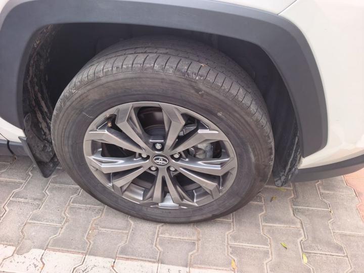 RAV4 2024 Hybrid 2.5L E-CVT RWD Elite Plus photo 8