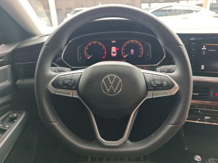 Passat 2025 380TSI photo 6