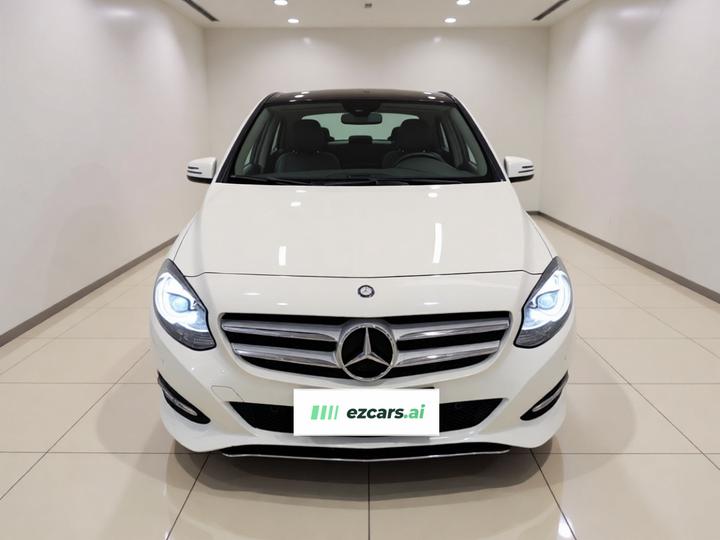 B-Class 2015 B 200 Dynamic photo 2