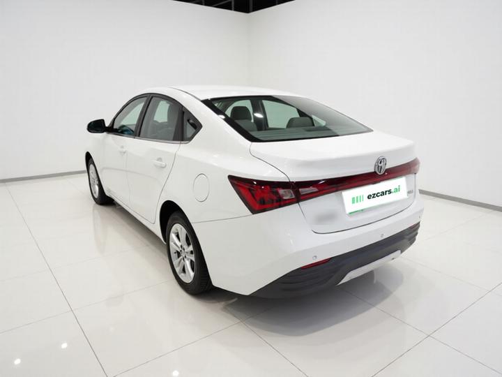 2016 1.5L MT Value Luxury photo 4