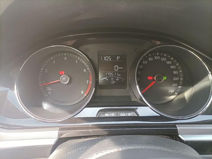 Bora 2016 1.6L AT Comfort photo 7