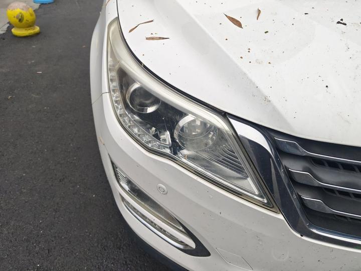 560 2015 1.8L MT Elite photo 7